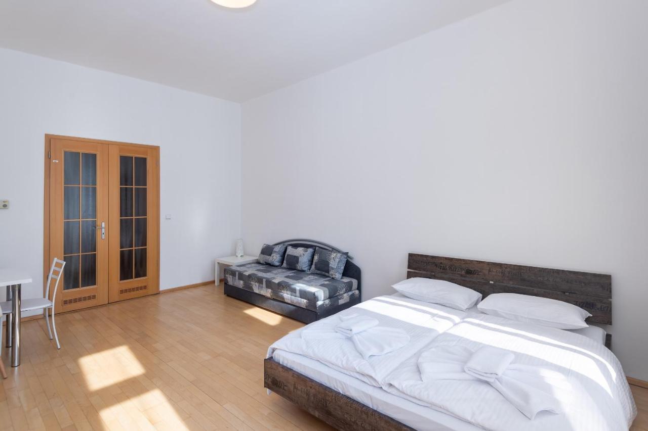 Apartment Stepanska Prága Kültér fotó